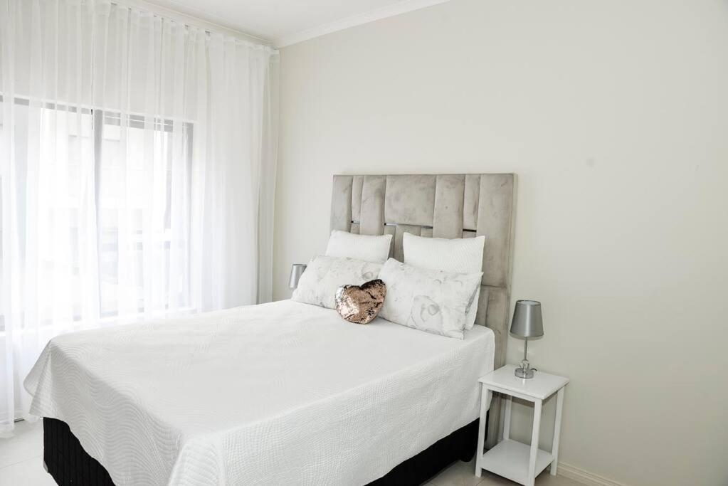 The Ellipse Palazzo Apartment Midrand Extérieur photo
