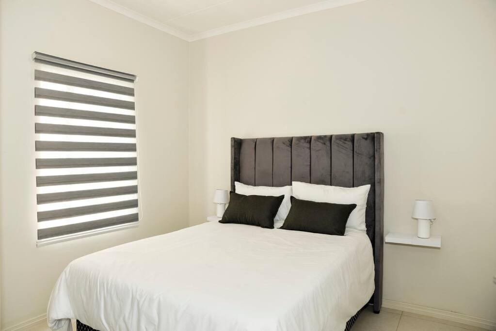 The Ellipse Palazzo Apartment Midrand Extérieur photo