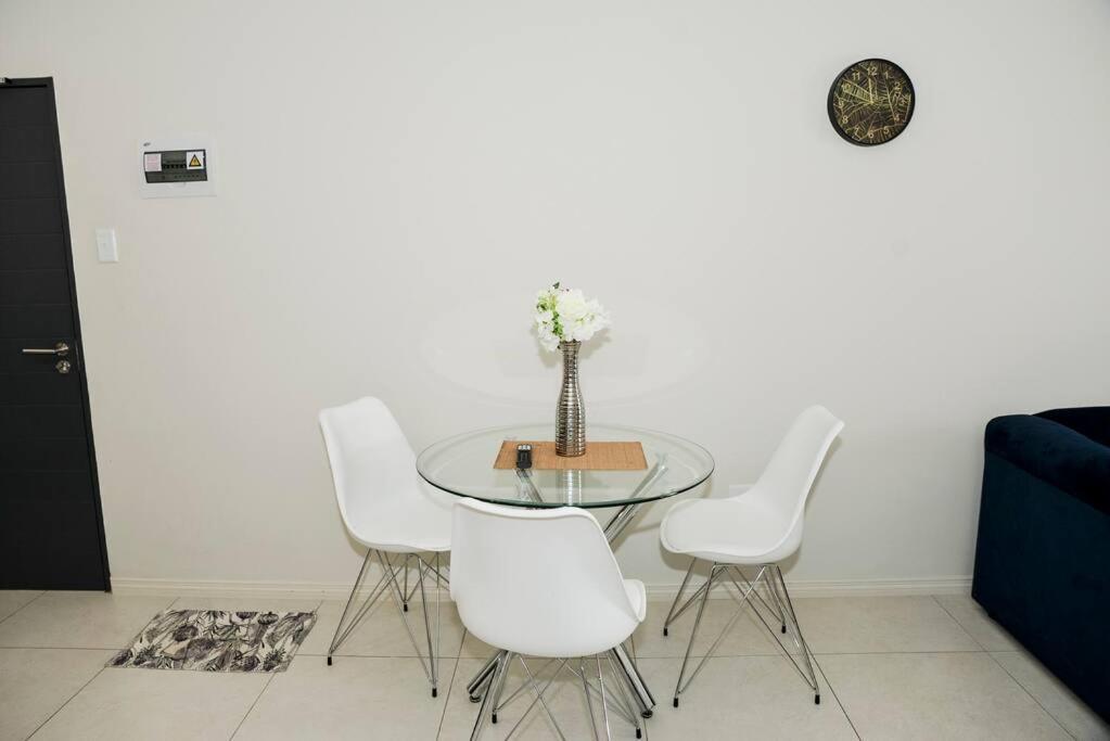 The Ellipse Palazzo Apartment Midrand Extérieur photo